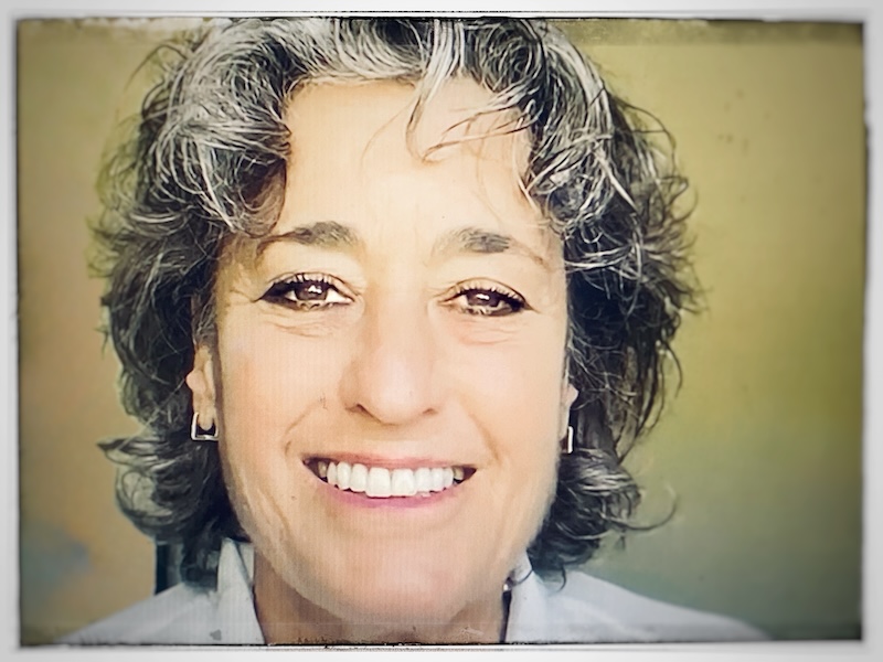 Close-up of Roberta Streimer smiling at camera